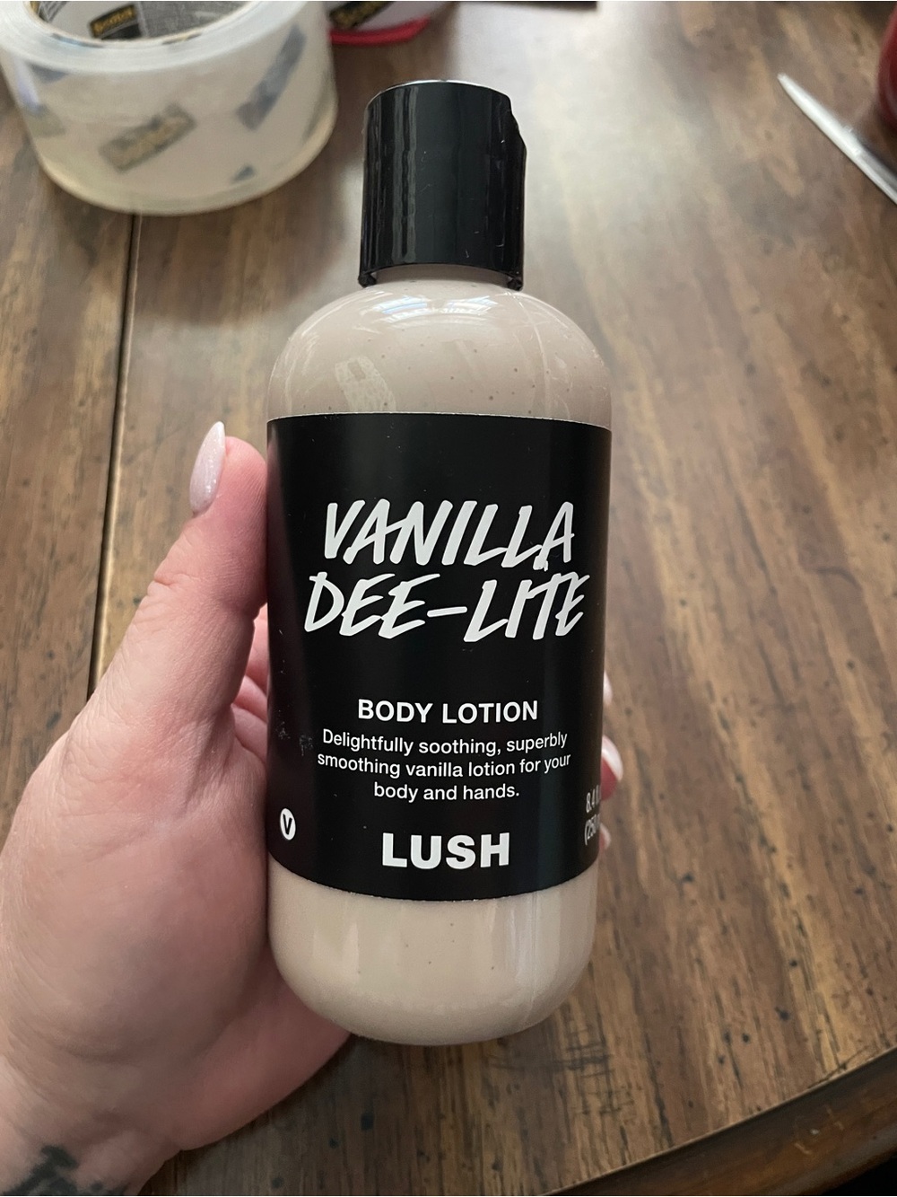 LUSH Vanilla Dee-Lite Body Lotion 8.4 oz